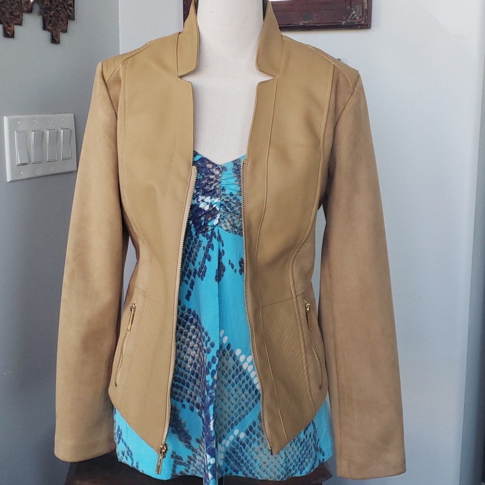 EUC Boston Proper Shell